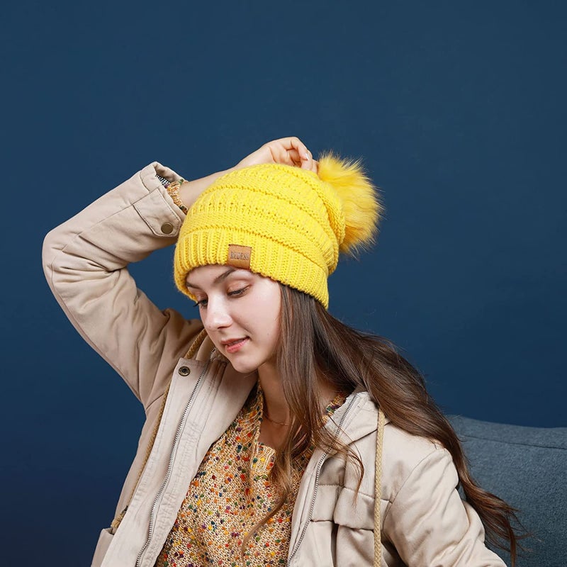 REDESS Women Winter Pom Pom Beanie Hat with Warm Fleece Lined, Navy - Image 2